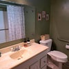 Photo 4: Main floor bathroom 