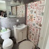 Photo 3: En suite private bathroom