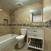 Photo 2: En-suite bathroom