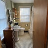 Photo 5: 2nd fl full bath/tub shower