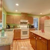 Photo 6: Kitchen