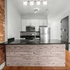 Photo 7: Kitchen