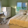 Photo 4: Furnished bedroom