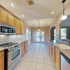 Photo 2: Kitchen 