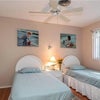 Photo 5: $800 Room