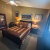 Photo 2: Large Furnished Room 