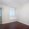 Photo 2: 3rd Floor Room 