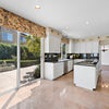 Photo 7: Kitchen