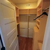 Photo 3: walking closet