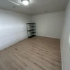 Photo 6: Room 5