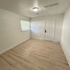 Photo 4: Room 5