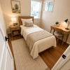 Photo 3: Furnished private room