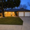 Photo 4: Peaceful Home with Free Parking