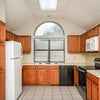Photo 7: kitchen