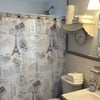 Photo 5: Shared bathroom first floor