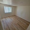 Photo 6: Room 1