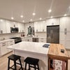 Photo 2: Kitchen