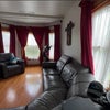 Photo 6: Livingroom