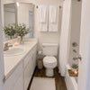 Photo 5: En suite bathroom 