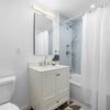 Photo 5: Bathroom (private)