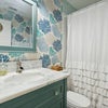 Photo 5: Private bathroom 