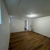 Photo 7: $950 208sqft