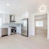 Photo 7: Kitchen