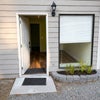 Photo 2: Private entry 