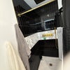 Photo 9: Main bathroom 