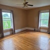 Photo 8: Livingroom