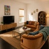 Photo 7: Living room 