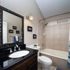 Photo 4: Bathroom 