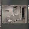 Photo 2: Bathroom 