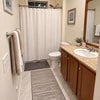Photo 4: Shared bathroom 