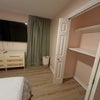 Photo 4: Room 2