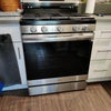 Photo 9: Oven