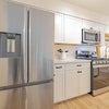Photo 5: Modern Kitchen