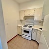 Photo 4: kitchen