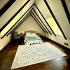 Photo 2: Top Floor