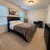 Photo 5: Room 1: Fully furnished. Shared bathroom 