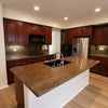 Photo 5: Kitchen