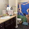 Photo 4: bathroom