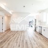Photo 4: kitchen