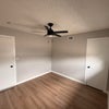 Photo 4: Room 2