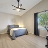 Photo 6: Room 1