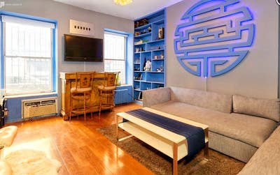 Large Room W Private Bath 1200Sf 2 Floor Apt Share Main Photo