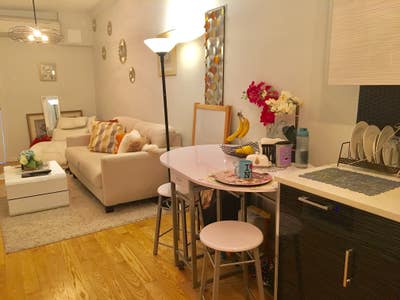 Great bedroom w/private bath - SHORT/Long TERM Main Photo