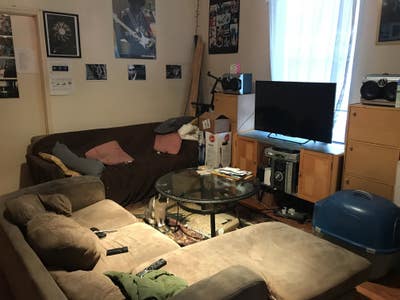One Room For Rent [Utilities Included In Price] Main Photo