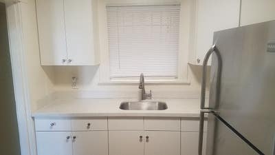 Furnished room in Oakland next to Bart Main Photo