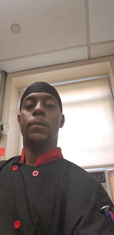 I am a professional male  aged 43 looking for... Main Photo